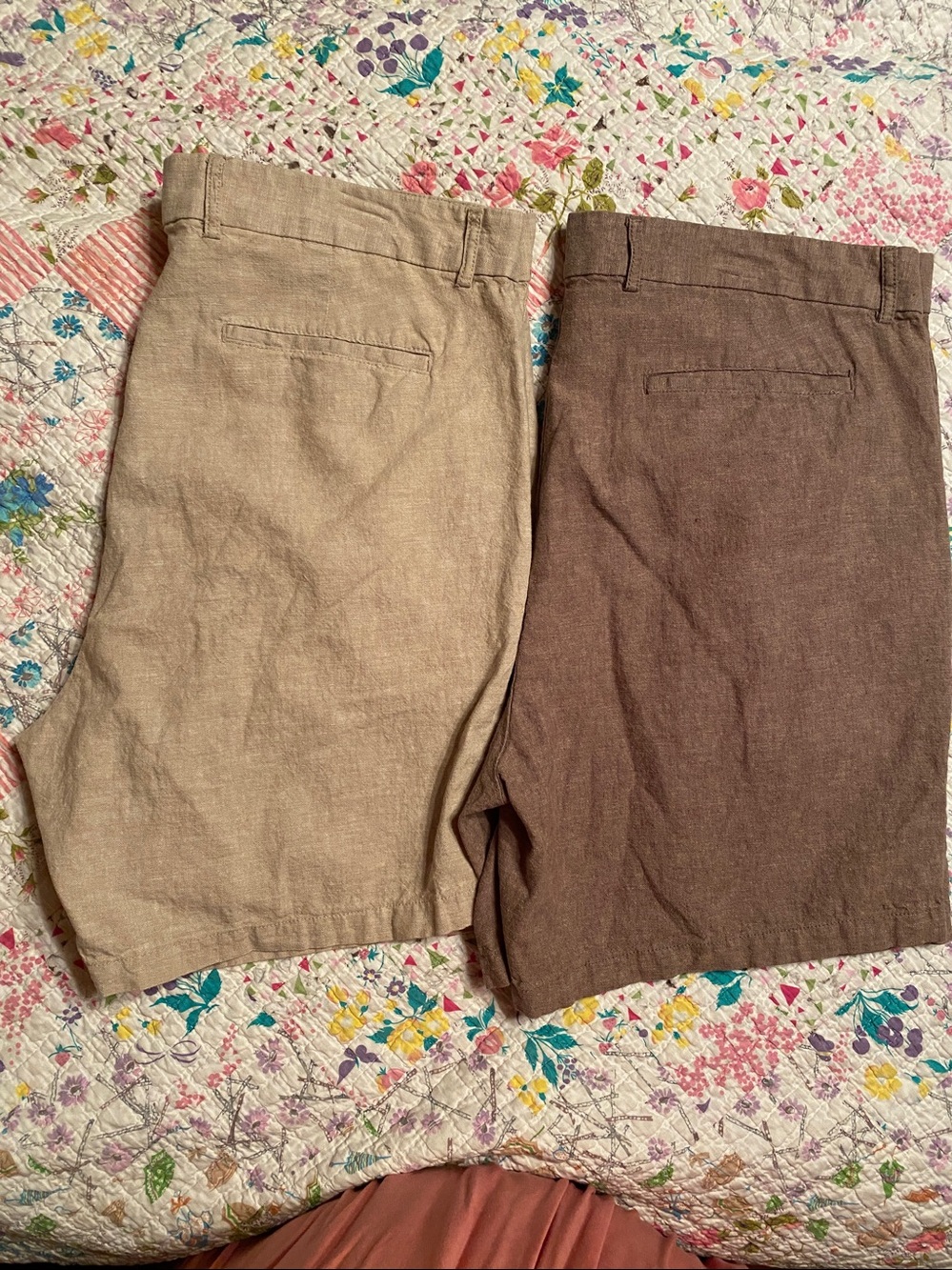 Men's Old Navy 2/pair Linen Blend Casual Shorts Brown and Beige size 40 slim EUC